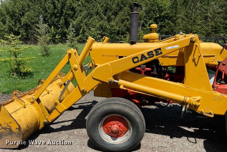 image for item LJ9656 1965 Case G530  tractor