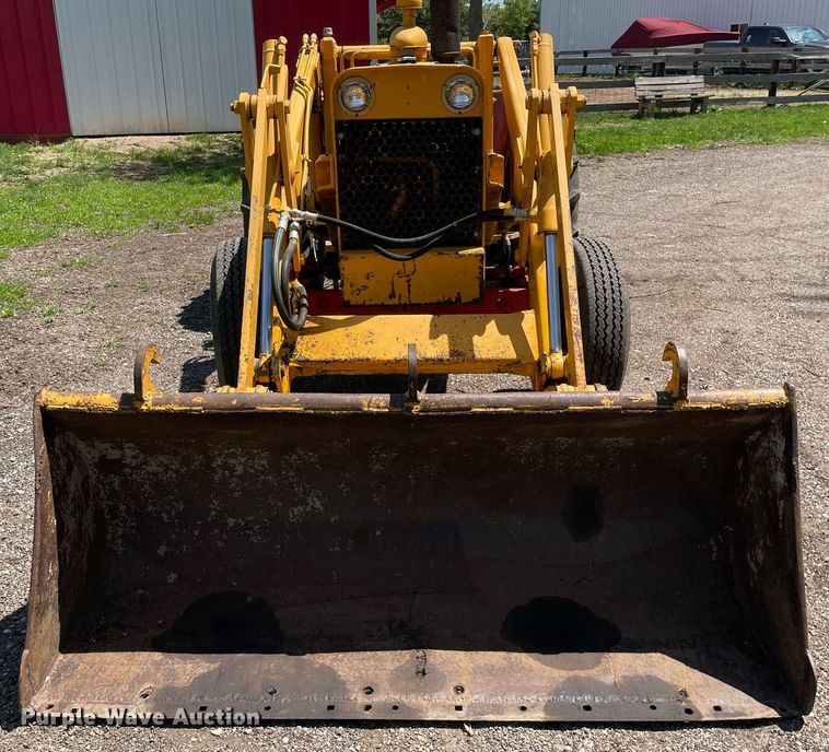 image for item LJ9656 1965 Case G530  tractor