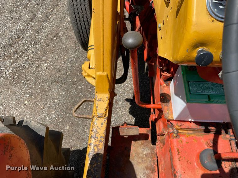 image for item LJ9656 1965 Case G530  tractor