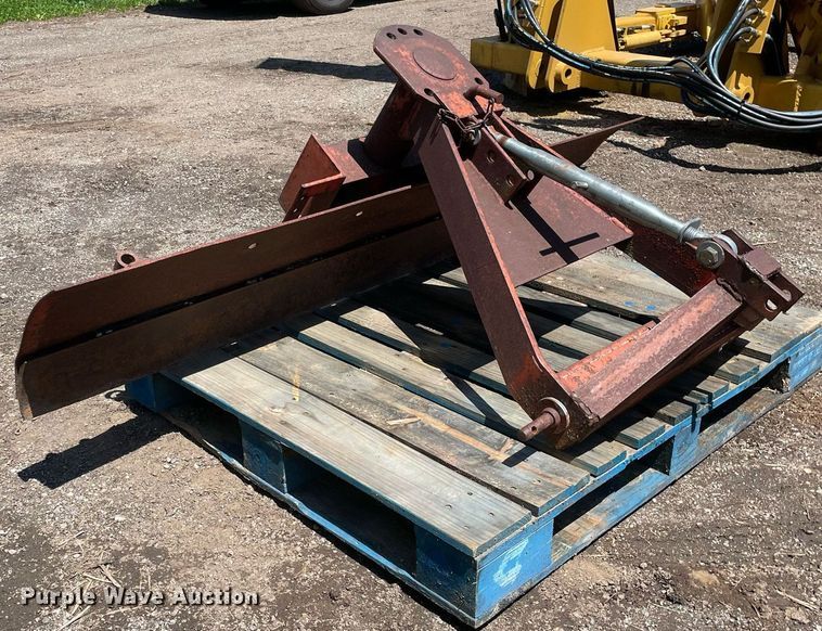 image for item LJ9656 1965 Case G530  tractor