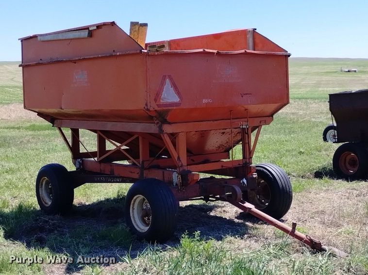 image for item LP9554 Kollbros 350  gravity wagon
