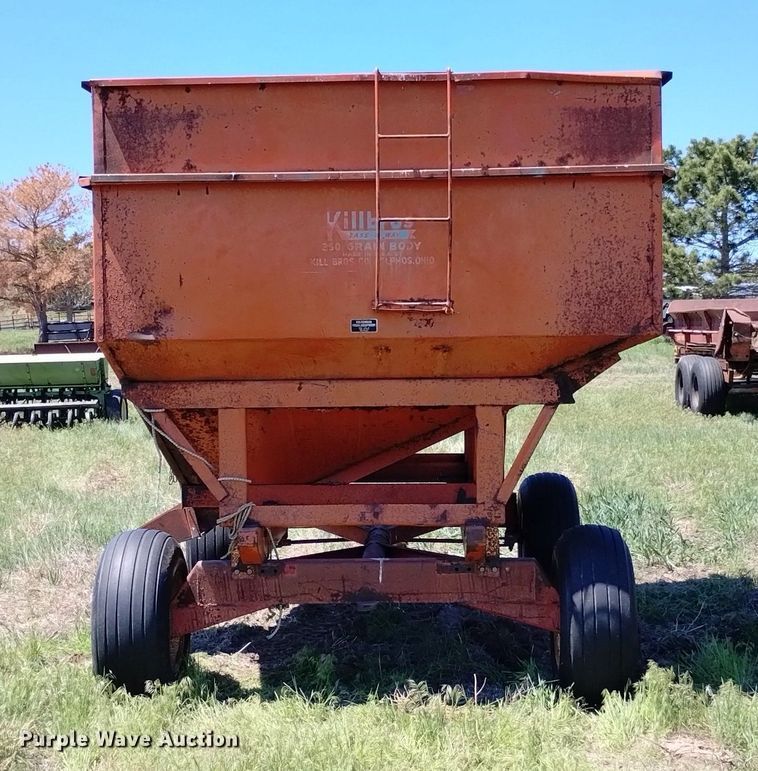 image for item LP9554 Kollbros 350  gravity wagon