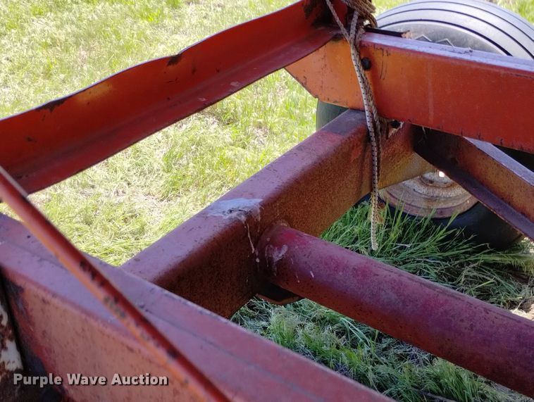 image for item LP9554 Kollbros 350  gravity wagon