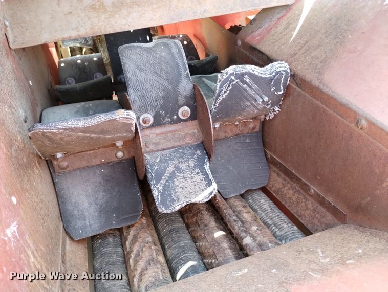 image for item LP9555 Farmall 400  with International 234 corn picker