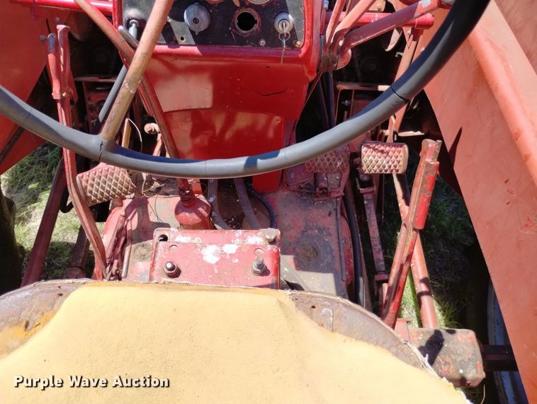 image for item LP9555 Farmall 400  with International 234 corn picker