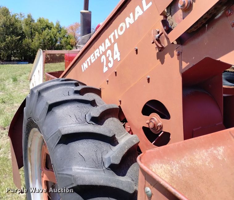 image for item LP9555 Farmall 400  with International 234 corn picker