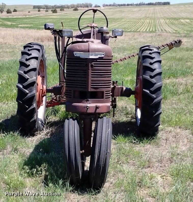 image for item LP9556 Farmall H  tractor