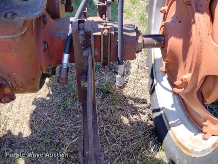 image for item LP9556 Farmall H  tractor