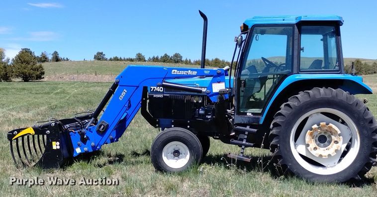 image for item LP9558 1997 Ford New Holland 7740SL  tractor