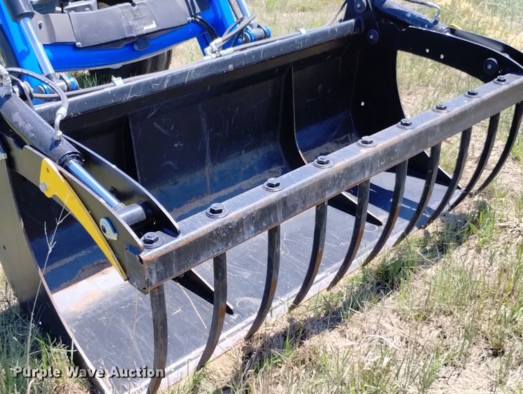 image for item LP9558 1997 Ford New Holland 7740SL  tractor