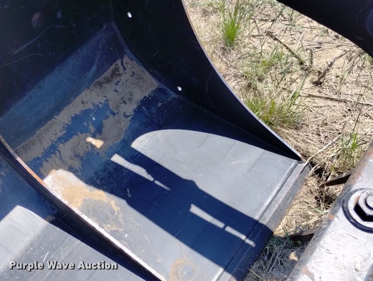 image for item LP9558 1997 Ford New Holland 7740SL  tractor