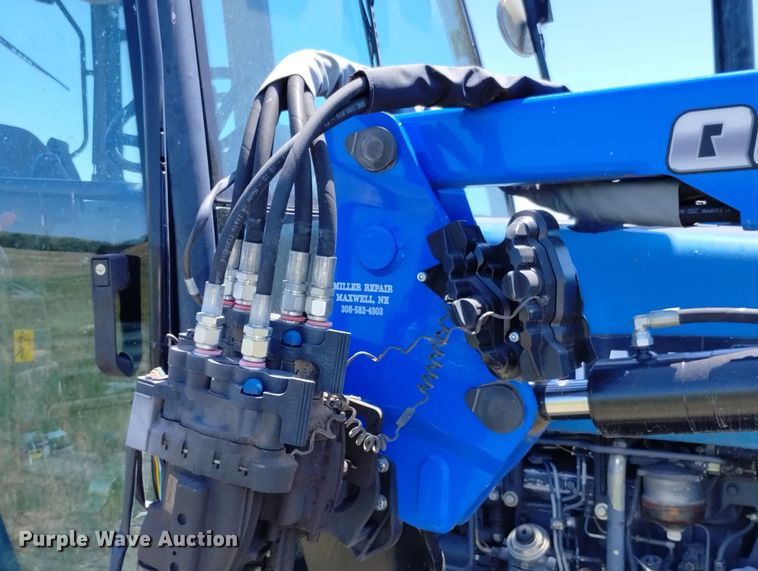 image for item LP9558 1997 Ford New Holland 7740SL  tractor