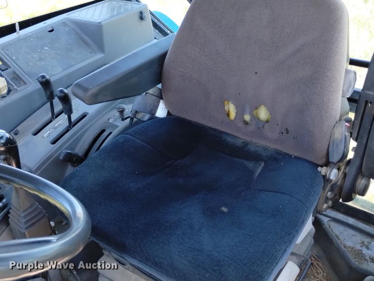 image for item LP9558 1997 Ford New Holland 7740SL  tractor