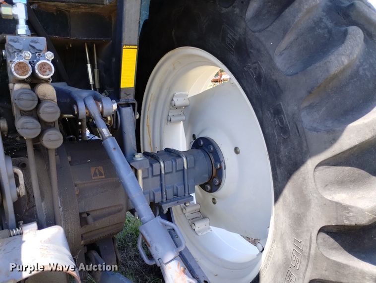 image for item LP9558 1997 Ford New Holland 7740SL  tractor