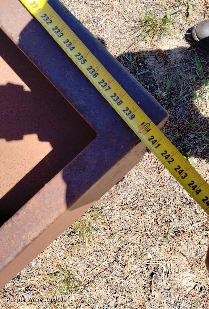 image for item LP9559 (4) shop built feed bunks