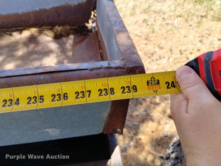 image for item LP9559 (4) shop built feed bunks