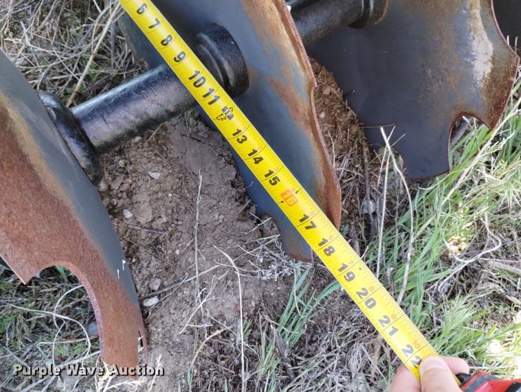 image for item LP9560 Country Line  disk