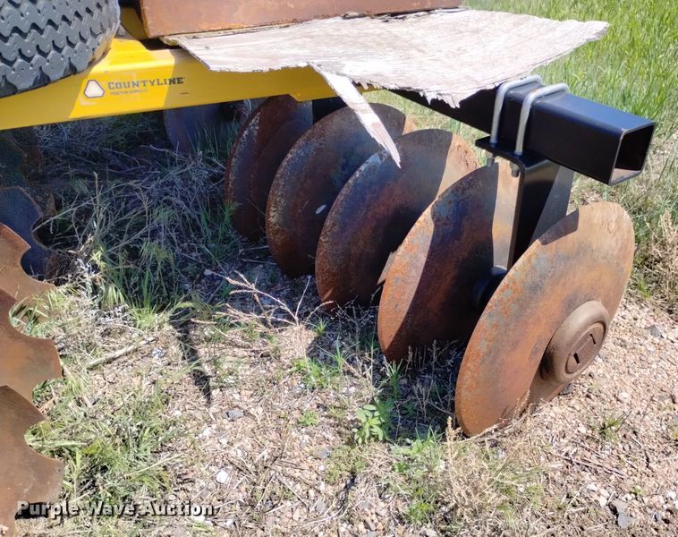 image for item LP9560 Country Line  disk