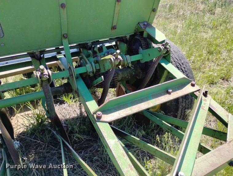 image for item LP9561 John Deere DRA  grain drill