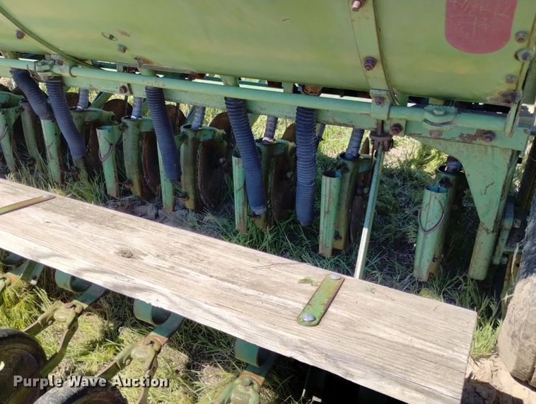 image for item LP9561 John Deere DRA  grain drill