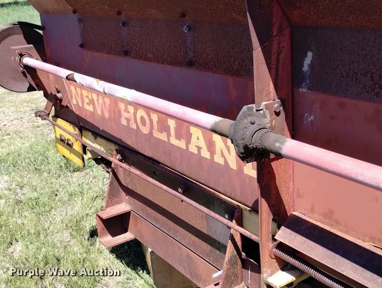 image for item LP9565 New Holland 677-S  manure spreader