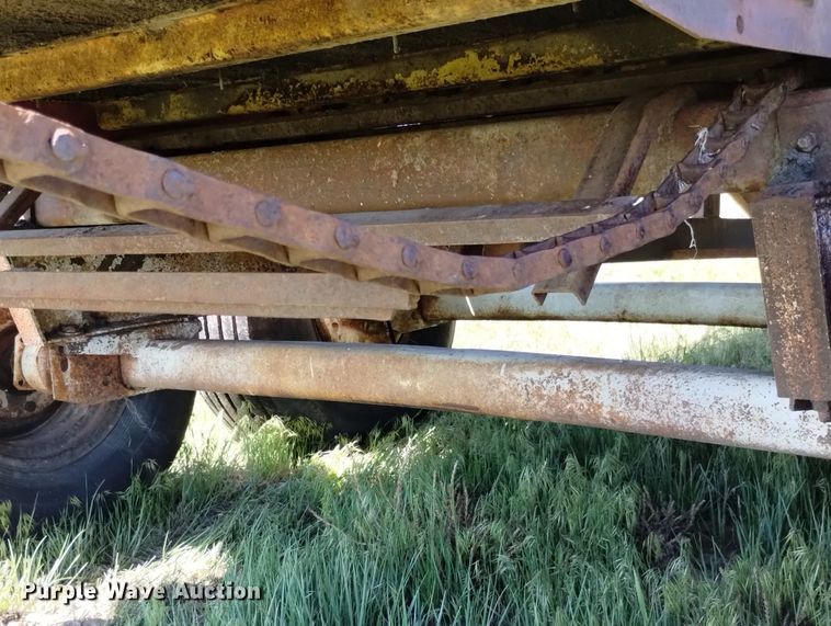 image for item LP9565 New Holland 677-S  manure spreader