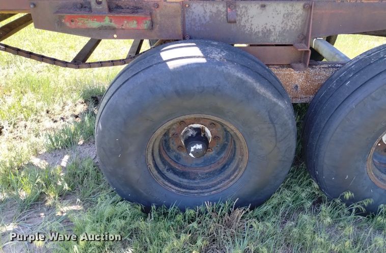 image for item LP9565 New Holland 677-S  manure spreader