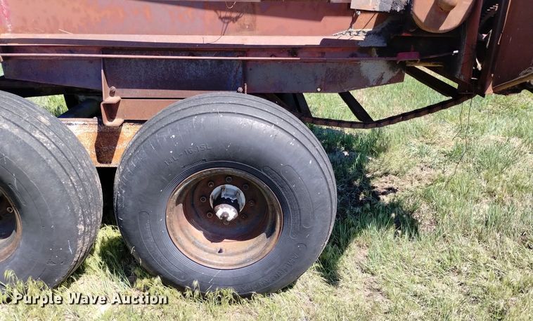 image for item LP9565 New Holland 677-S  manure spreader