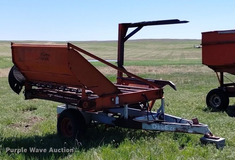 image for item LP9566 DewEze Super Slicer  bale processor