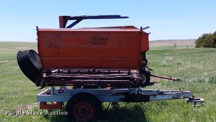 image for item LP9566 DewEze Super Slicer  bale processor