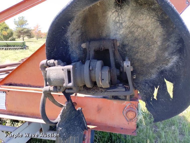 image for item LP9566 DewEze Super Slicer  bale processor