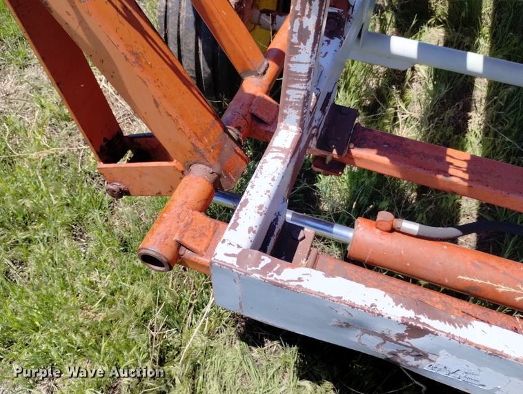 image for item LP9566 DewEze Super Slicer  bale processor