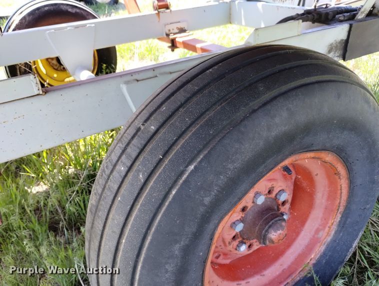 image for item LP9566 DewEze Super Slicer  bale processor