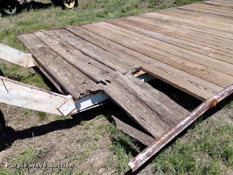 image for item LP9568 Franik MFG LB249  hay trailer