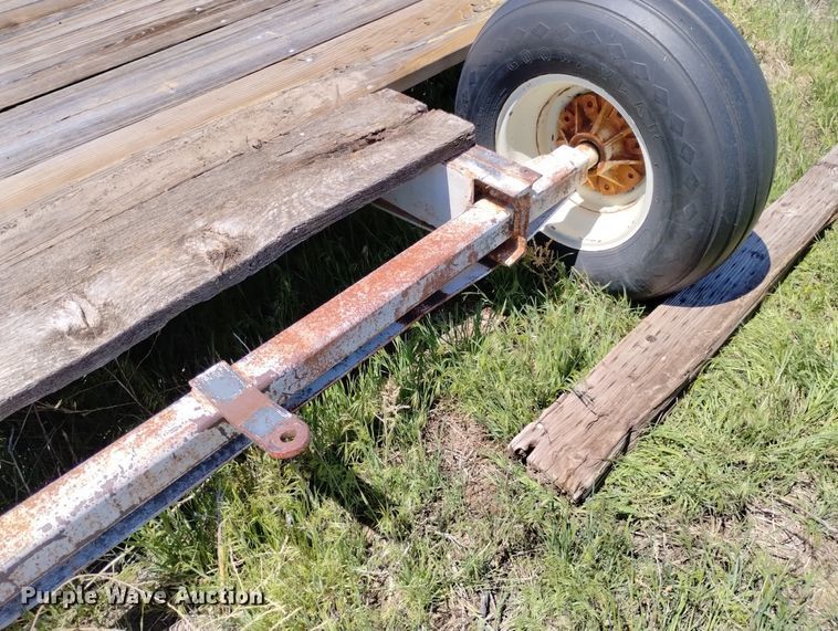 image for item LP9568 Franik MFG LB249  hay trailer