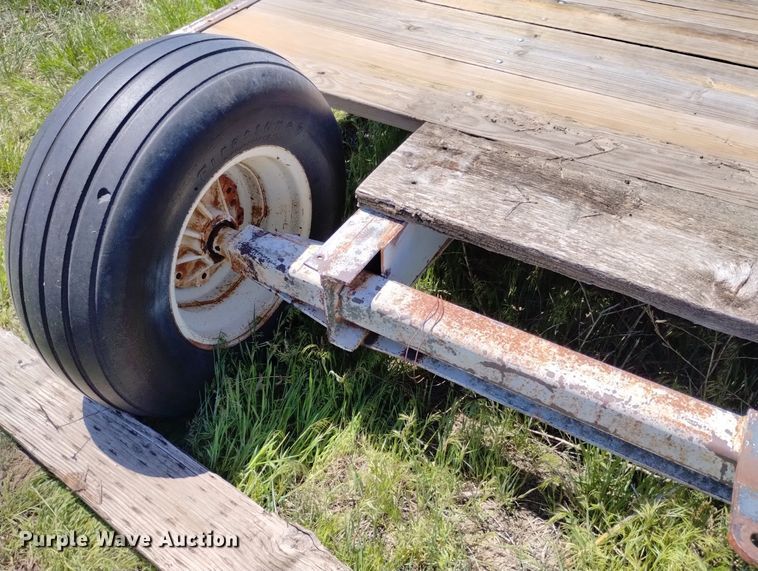 image for item LP9568 Franik MFG LB249  hay trailer