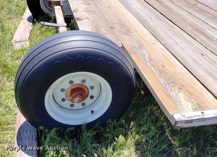 image for item LP9568 Franik MFG LB249  hay trailer