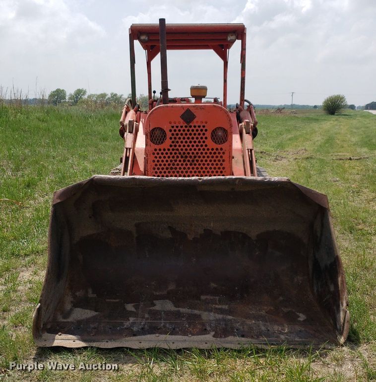 image for item LT9756 Allis-Chalmers HD-5  track loader