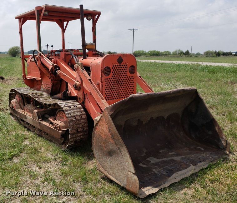 image for item LT9756 Allis-Chalmers HD-5  track loader