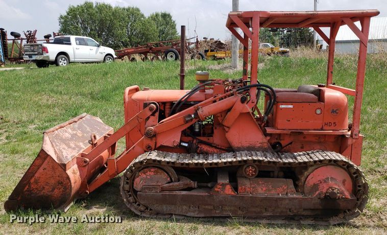 image for item LT9756 Allis-Chalmers HD-5  track loader