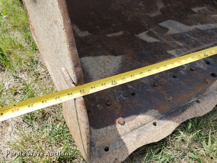 image for item LT9756 Allis-Chalmers HD-5  track loader