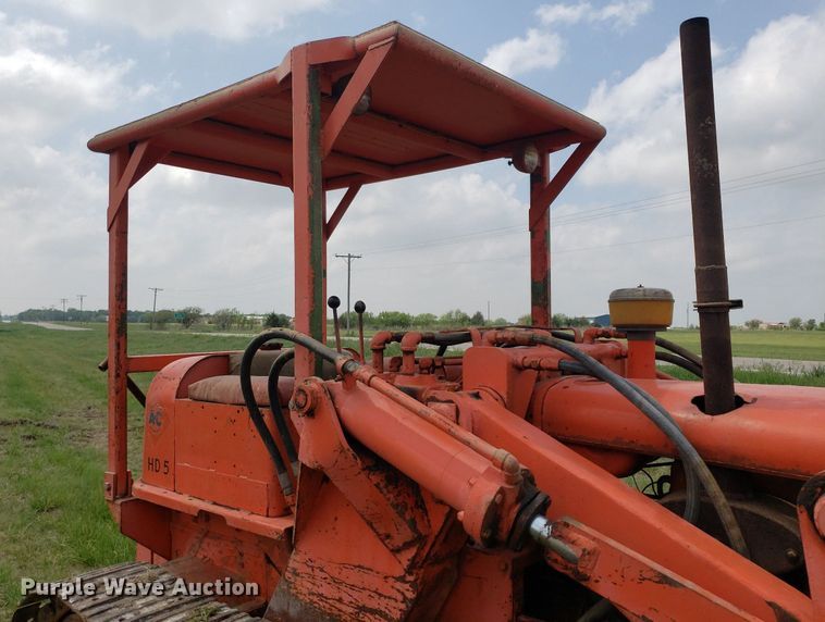 image for item LT9756 Allis-Chalmers HD-5  track loader
