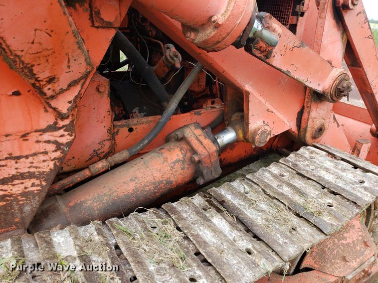 image for item LT9756 Allis-Chalmers HD-5  track loader