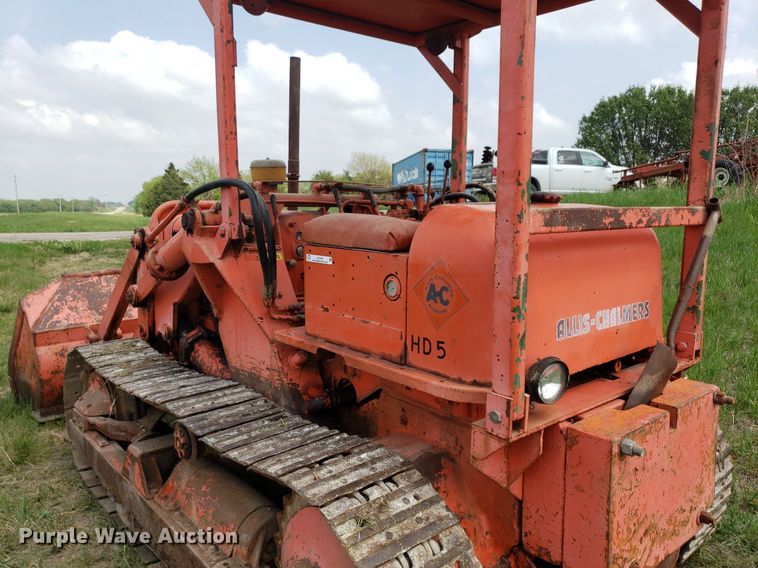 image for item LT9756 Allis-Chalmers HD-5  track loader