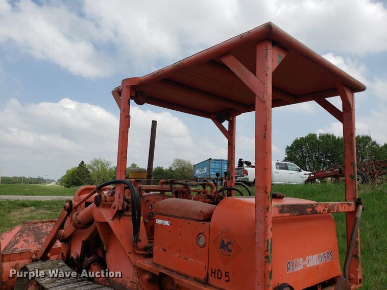 image for item LT9756 Allis-Chalmers HD-5  track loader