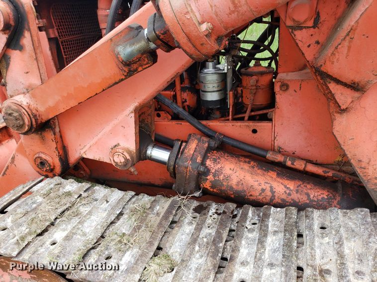 image for item LT9756 Allis-Chalmers HD-5  track loader