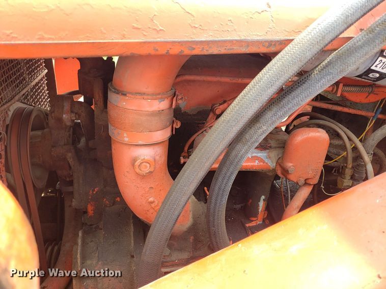 image for item LT9756 Allis-Chalmers HD-5  track loader