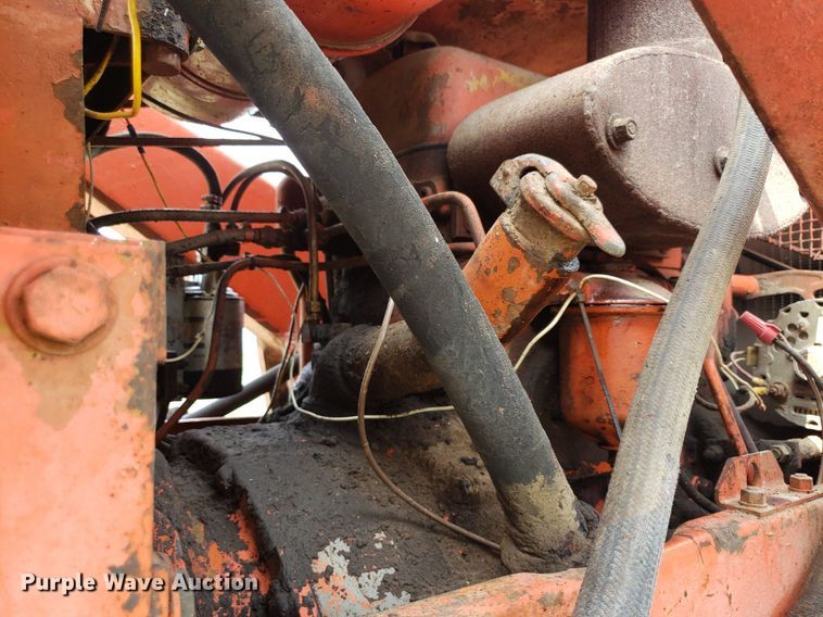 image for item LT9756 Allis-Chalmers HD-5  track loader