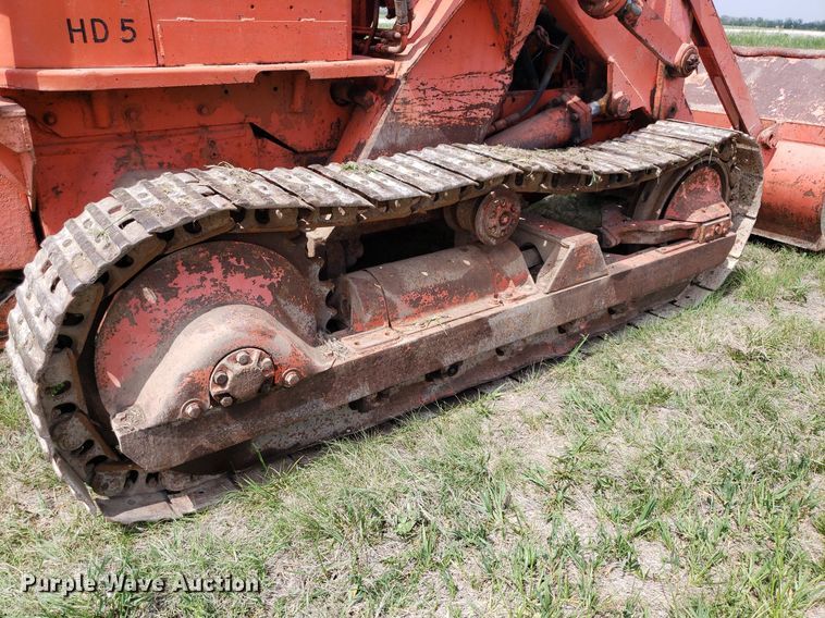 image for item LT9756 Allis-Chalmers HD-5  track loader