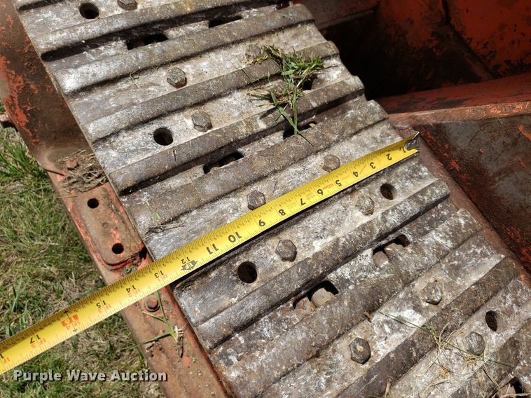 image for item LT9756 Allis-Chalmers HD-5  track loader